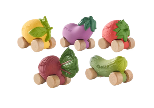 Fröhliche Gemüse- und Früchteautos