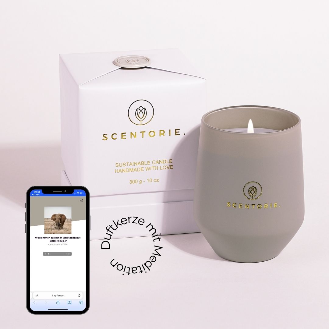 Duftkerze mit integrierter Meditation – SMOKED MILK, 300g Scentorie SMOKED MILK Duftkerze mit Meditation 300 g
